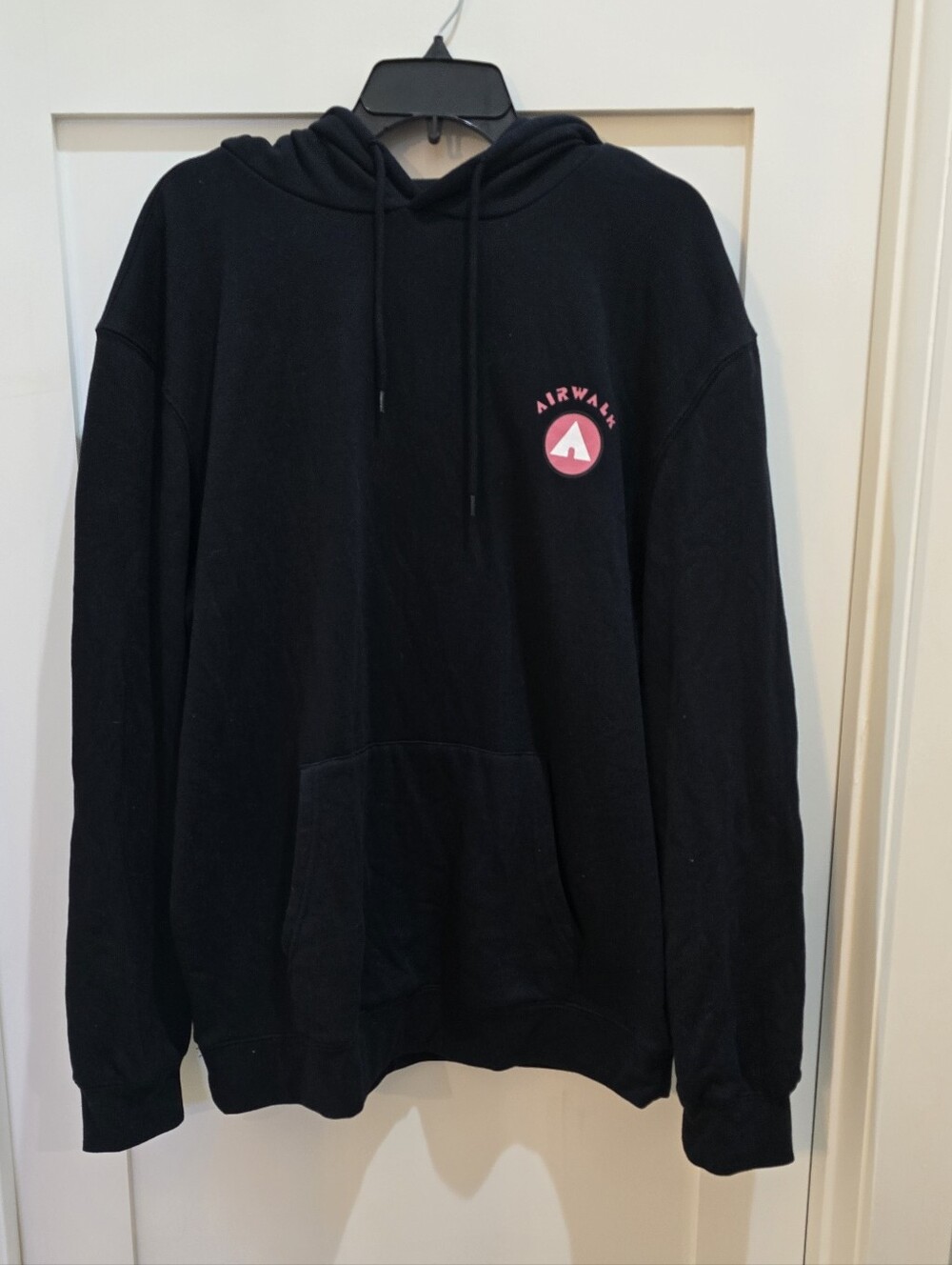 Airwalk Men's Black Pullover Hoodie